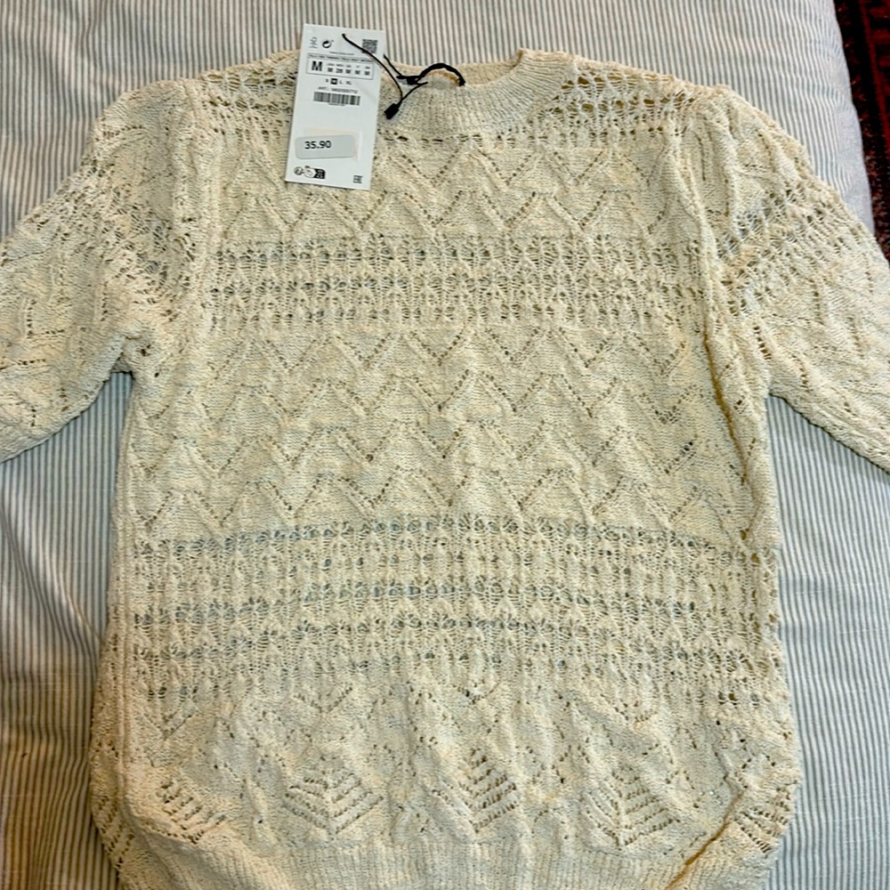 Zara top , off white, unworn